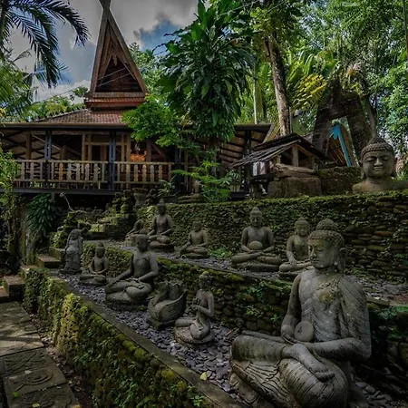 Taman Nauli Bed & Breakfast